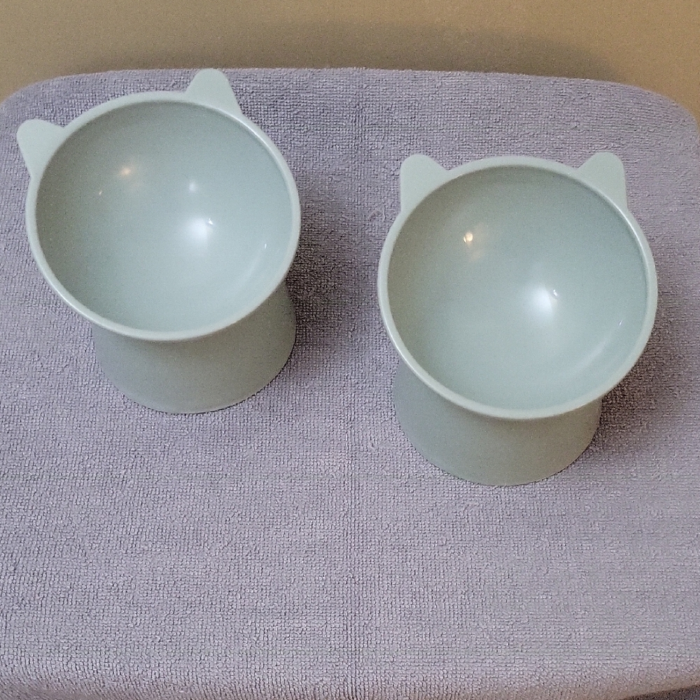 Cat Ear Elevated Pet Bowls - Gray
